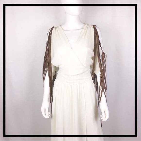SOUTHERN FASHION HOUSE Flowing, Tassel, Boho Dress - Picture 2 of 8